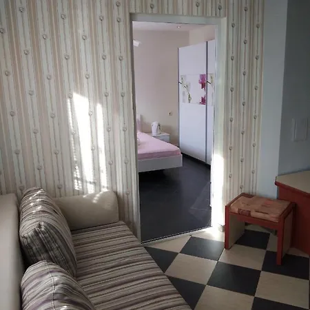 синьо лято Πανσιόν 3*