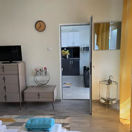 Πανσιόν синьо лято 3*