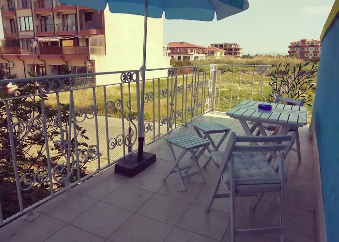 синьо лято 3*