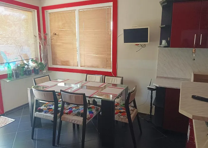 Гостевой дом синьо лято 3*